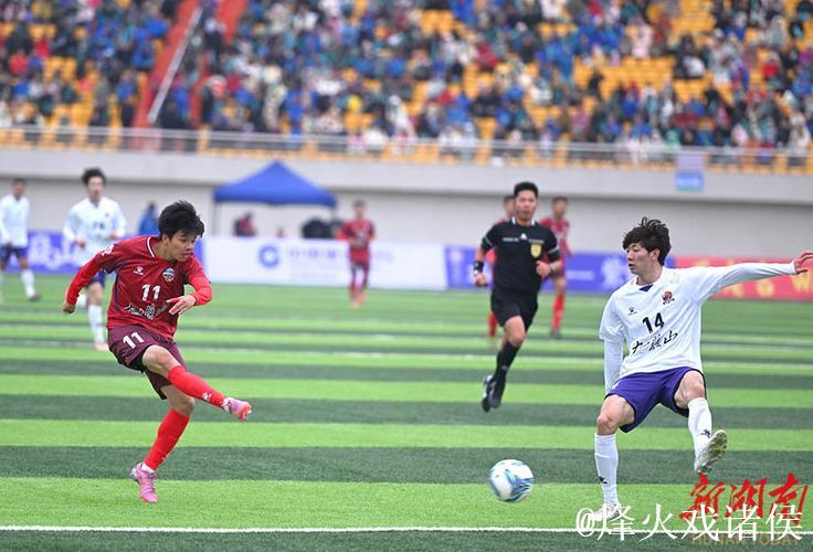 CMG群众足球邀请赛:湛江队以2-0击败呼和浩特队