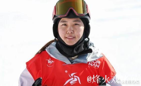 武绍桐摘得单板滑雪世界杯卡尔加里站银牌